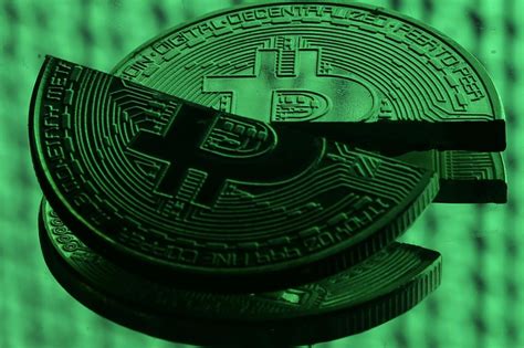 It is the variation in these two factors that accounts for most of the volatility in the value of bitcoins today. Bitcoin Exchange Collapses After Cyberattacks - Files for ...