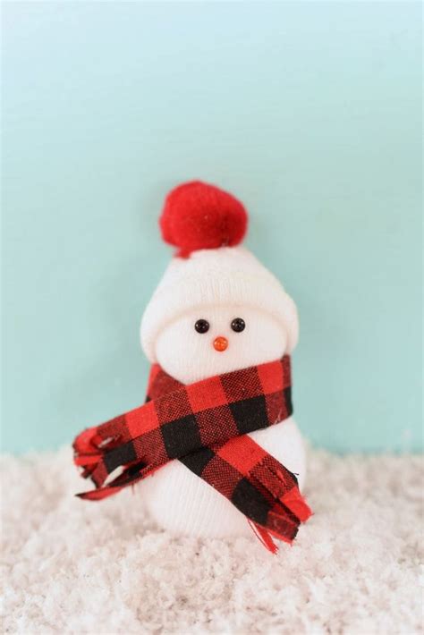 The Cutest 5 Minute Diy Snowman Ornaments Video In 2023 Diy Snowman