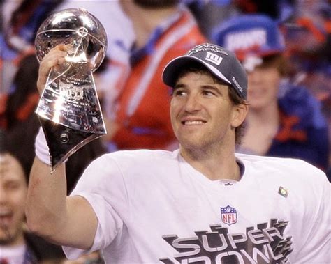 Super Bowl Xlvi Eli Stands Tall Again As Giants Again Beat Patriots