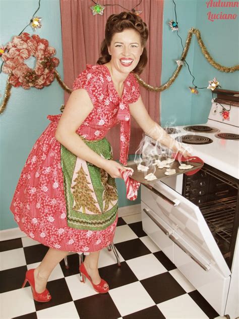 Shrististudio Vintage Styles The 50s Housewives Are Getting Ready For