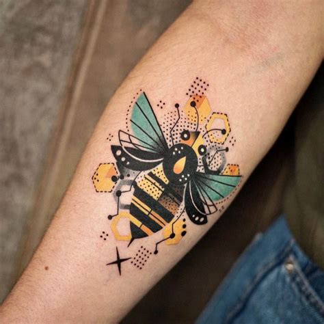 List 103 Background Images Neo Traditional Bee Tattoo Excellent