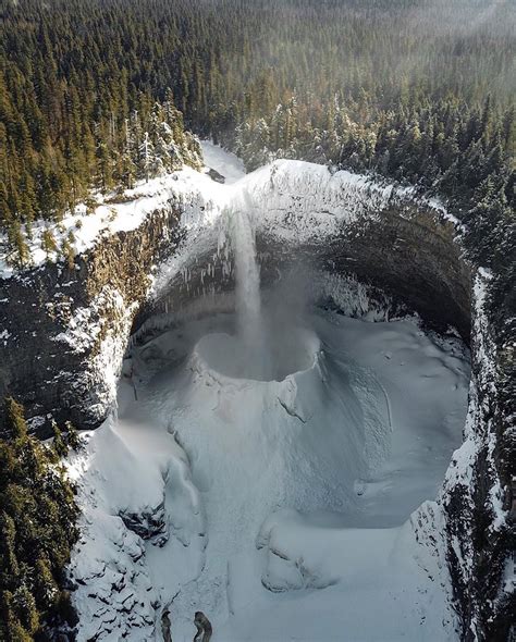 Daily Timewaster Helmcken Falls Is A 141 M Waterfall On The Murtle