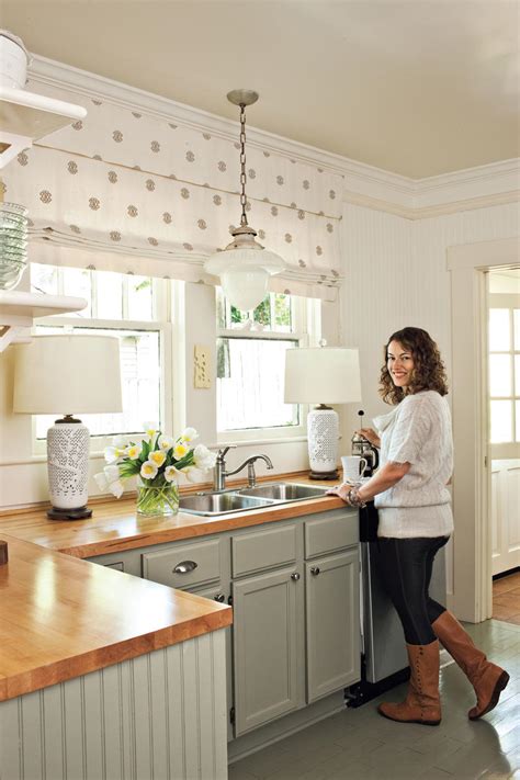 Check out how to prep and paint kitchen cabinets and our cabinet hardware buying guide for help with these simple kitchen. Before-and-After Kitchen Makeovers - Southern Living