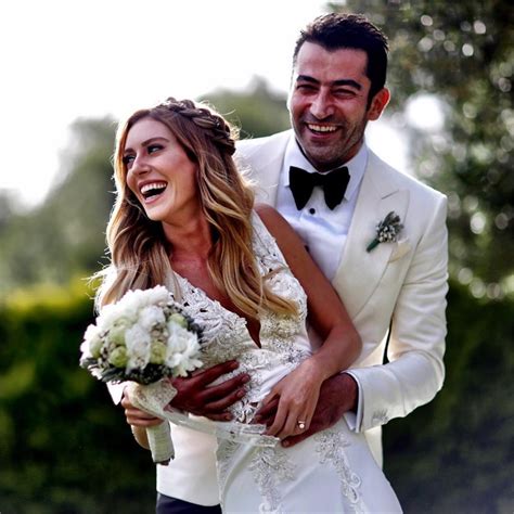 Kenan İmirzalıoğlu ile Sinem Kobal in düğün fotoğrafları