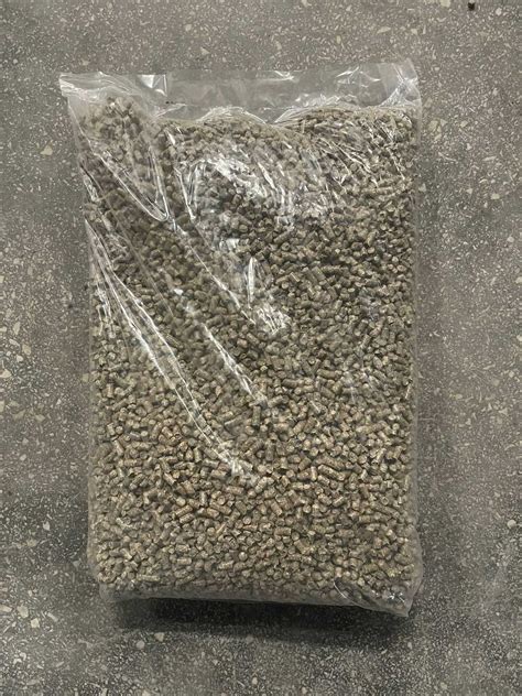 Pellet opałowy sosnowy 8mm w workach po 15 kg Przemyśl OLX pl