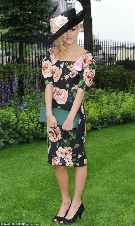 1001 Ideas For Chic And Flawless Garden Party Attire