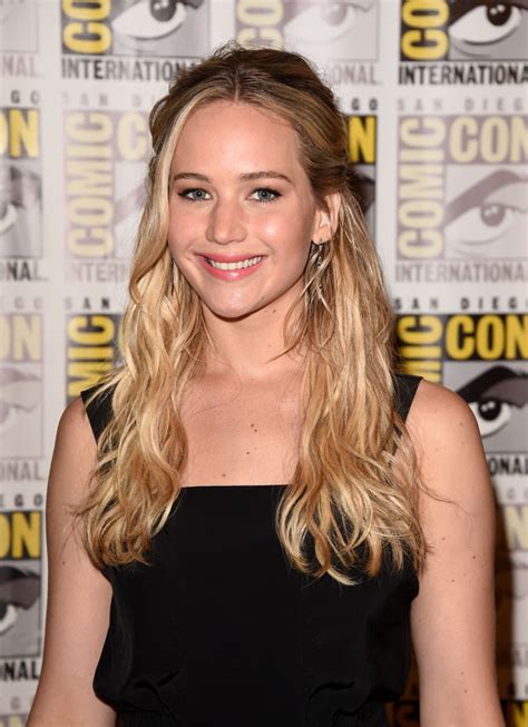 Comic Con 2015 Jennifer Lawrence And Cast Of Mockingjay Part 2