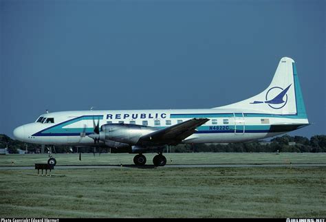 Convair 580 Republic Airlines Aviation Photo 0203841