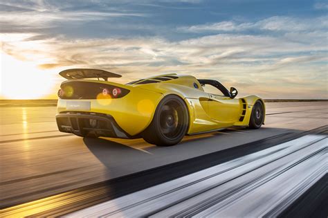 Hennessey Venom Gt Spyder Sets New Top Speed Record