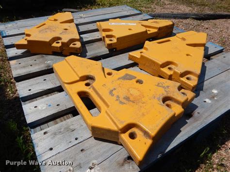 John Deere Skid Steer Counterweights In Hershey Ne Item Fa9282 Sold