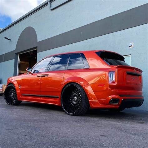 Lowered Widebody Cullinan Is A Luxury Overdose On 26s Has Real