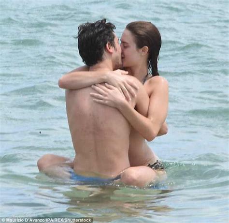 Nat Wolff And Grace Van Patten Share A Steamy Smooch As They Pack On