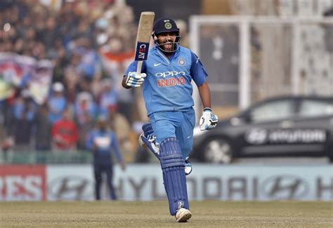 Jun 03, 2021 · india opening batsman rohit sharma, who landed in london on thursday, took to instagram to share a picture where he is seen with rishabh pant, from the venue for the world test championship final. Rohit Sharma moves up to 5th in ICC batsmen rankings