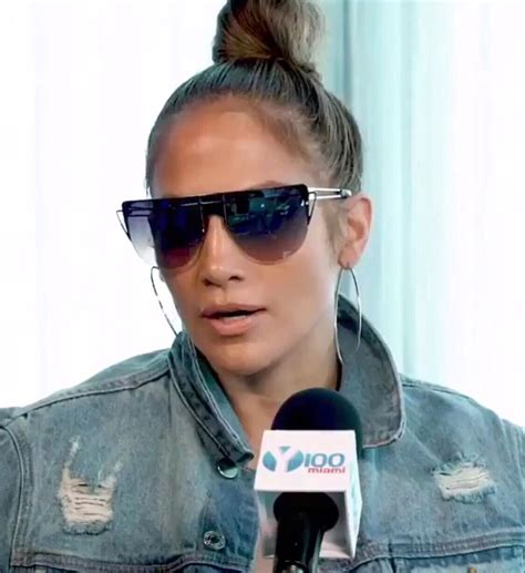 Jennifer Lopez Mirrored Sunglasses