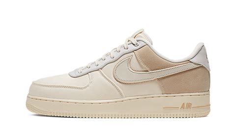 It's been a long, long time since anyone has seen a movie in theaters. Nike Air Force 1 Low '07 Premium Pale Ivory - CI1116-100 ...