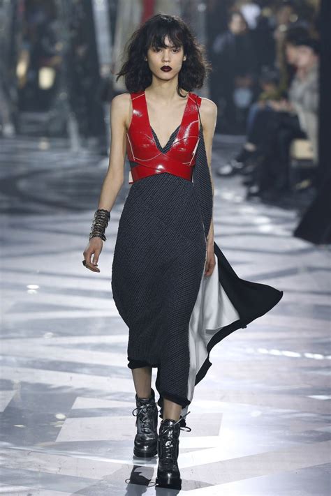 Louis Vuitton Ready To Wear Autumn 2016 Look 34 Fashion Runway Dresses Runway Fashion