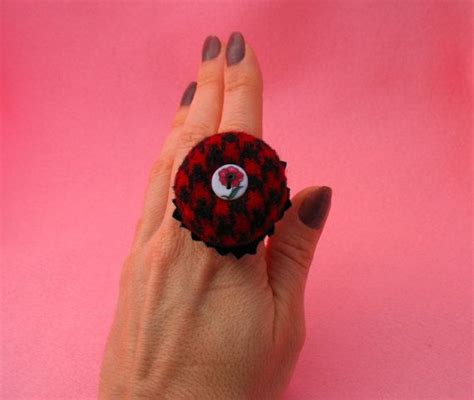 Wool Finger Pincushion Red Houndstooth Sewing Crafts Unique Jewelry