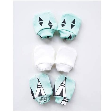 Set Of 3 Newborn Mittens Baby Mittens T For Baby Baby Etsy