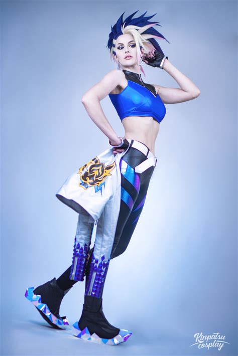 Kda Akali All Out Cosplay League Of Legends By Kinpatsu Cosplay On