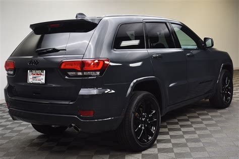 Pre Owned 2017 Jeep Grand Cherokee Altitude 4d Sport Utility In