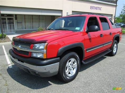 2004 Victory Red Chevrolet Avalanche 1500 Z71 4x4 82673175 Photo 2