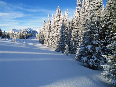 Spectacular scenery, but where is it? - SkierBob.ca