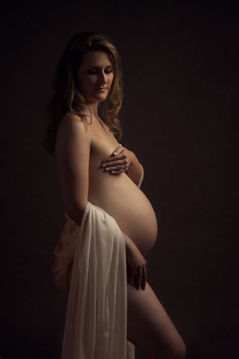 Artistic Naked Pregnant Telegraph
