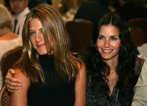 Jennifer Aniston And Courteney Cox Pictures Popsugar Celebrity