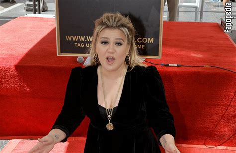 Kelly Clarkson Nude Leaks Photo Fapopedia