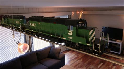 Once installed, organize and rearrange your pictures time and time again without tools or nails. Ceiling Train | ModelRailroadForums.com