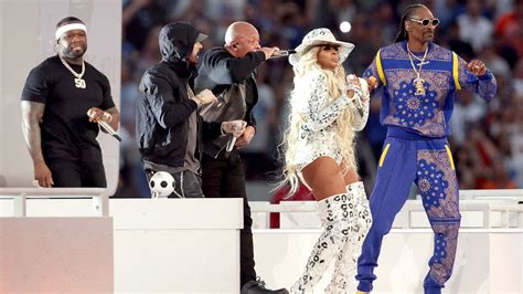Super Bowl 2022 Halftime Show Has Hollywood Fans Officially Losing
