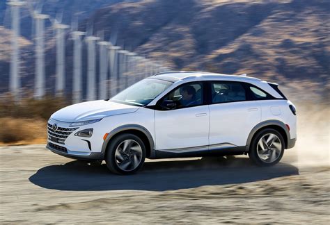 Aug 09, 2020 · hyundai nexo is expected to be launched in india in october 2021 with an estimated price of rs 65.00 lakh. Hyundai NEXO revealed as new fuel cell crossover ...