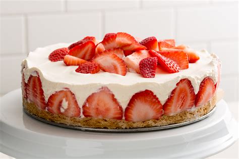 Strawberry Shortcake Cheesecake Recipe