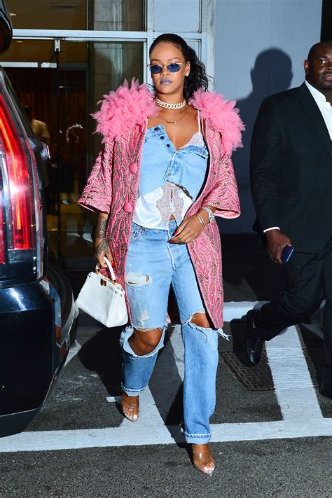 Unique Street Style Looks Of Rihanna Are Here Have A Look