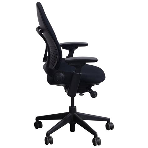 Out of this research came important discoveries about how people sit, leading to advanced seating technology. Steelcase Leap V2 Used Task Chair, Black | National Office ...