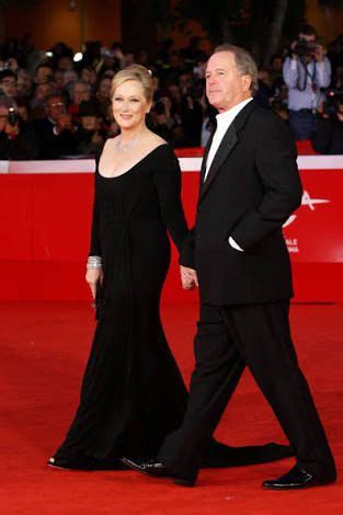 Meryl streep has been married to don gummer for forty years. meryl streep and husband - Google Search