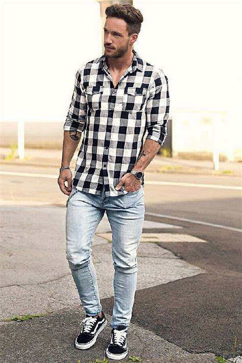 Jeans And Casual Shirt Outfits For Men