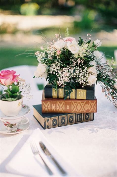 48 Simple And Cute Book Wedding Centerpieces Weddingomania