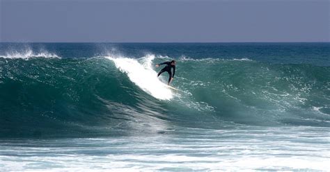 Surfing Melbournes East Coast