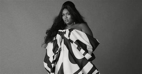 Lizzo On The Cover Of British Vogues December 2019 Issue Popsugar