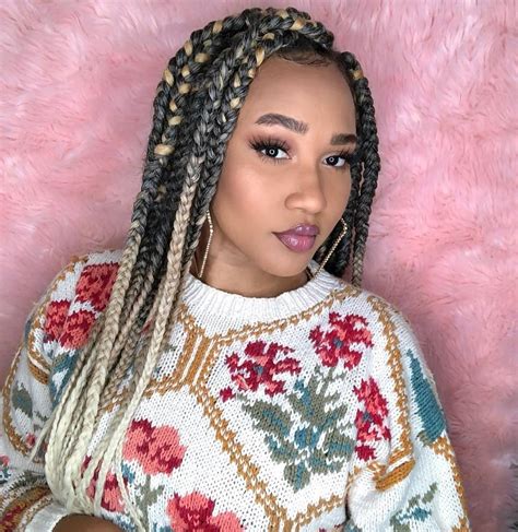 These braids are quite popular with the name of pencil, banana braids, or cornrow braids. Ghana Braids Hairstyles 2020: Most Recent Braids Hairstyles 2020 - Owambe Celebrities World