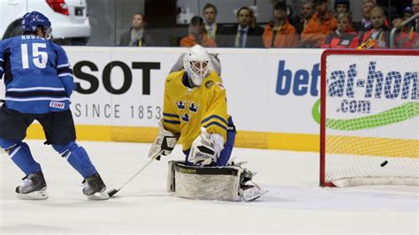 Signed as a free agent with cska moscow (khl). Kuka puusilmä valitsi MM-kisojen MVP-pelaajan? | Yle ...