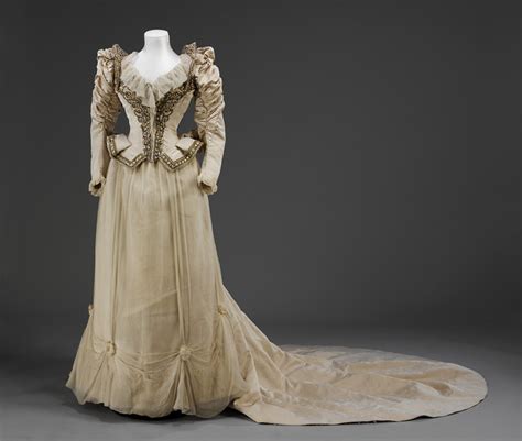 Old Rags Wedding Dress 1890 Nyc The Vanda Museum