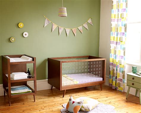 And so comes the issue of deciding which particular shade you're i did a bold green feature wall in a bedroom recently and painted the surrounding walls in dulux lexicon. View The Most Popular Green Paint Colours & Schemes | Dulux