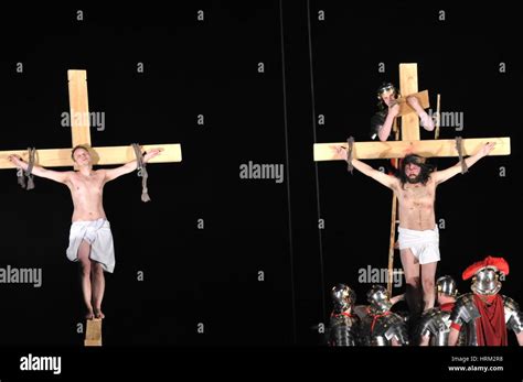 Mystery Of The Passion Actors Reenacting The Crucifixion Of Jesus