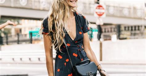 17 foolproof dresses to wear on a first date fashion girl fashion fit and flare dress
