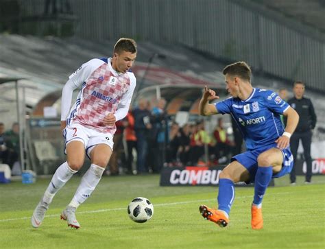 While the market is filled with various bookmakers, it is inevitable to opt for a trusted. Lech Poznań - Górnik Zabrze: Transmisja w telewizji i ...