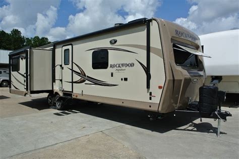 Forest River Rockwood Signature Ultra Lite 8329ss Rvs For Sale In Texas