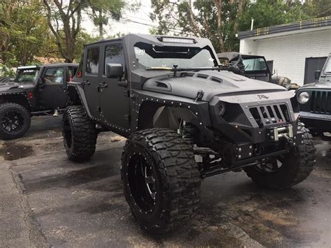 What A Beast This Half Ton Beast Hauls Thanks To Our Stage II Kit Jeep Cars Lifted Jeep