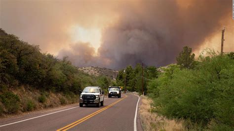 Fire Weather Remains Dangerous Thursday As 2 Massive Wildfires Burn In